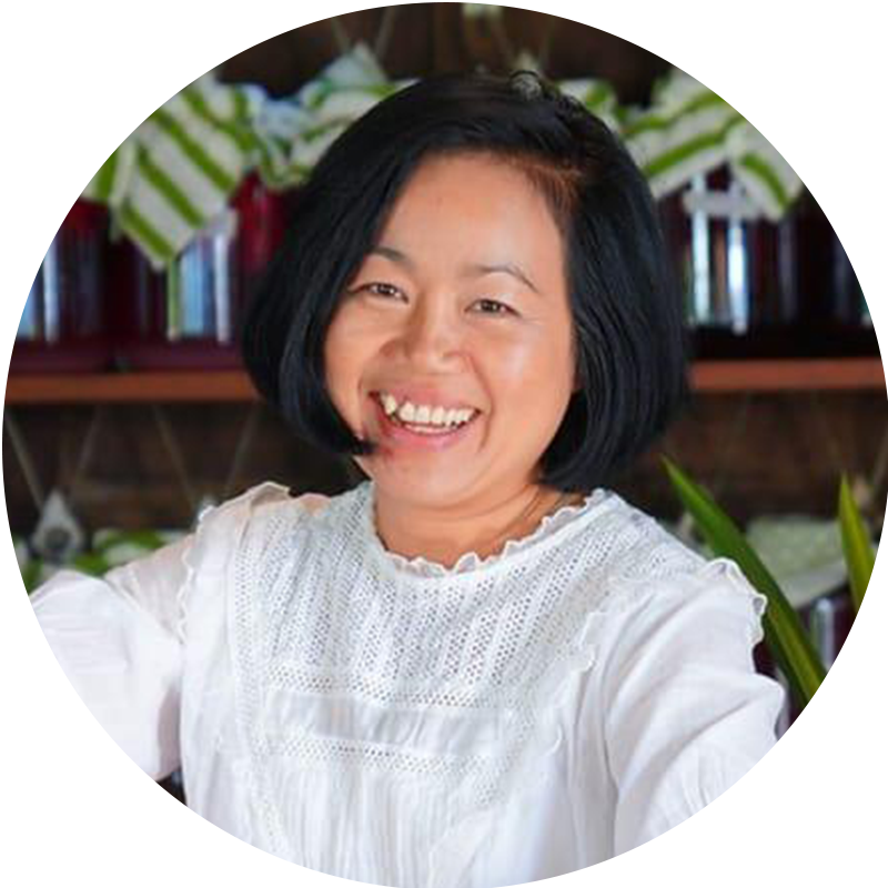 คุณโทนี่ รากเเก่น